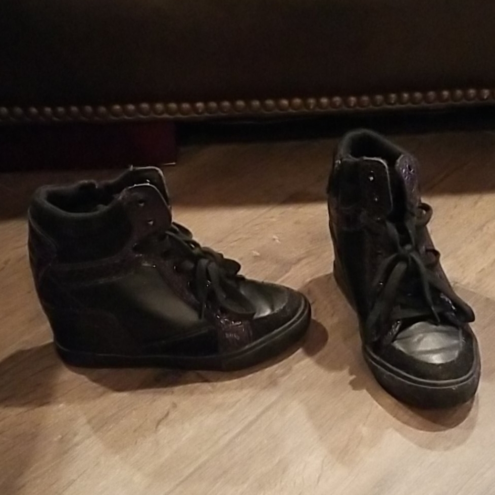 Aldo platform gym shoes